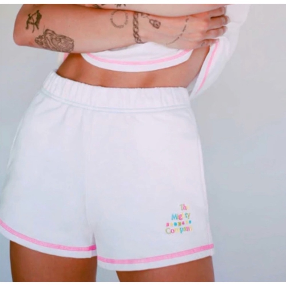 THE MIGHTY COMPANY Lounge Shorts Natural Rainbow NWT